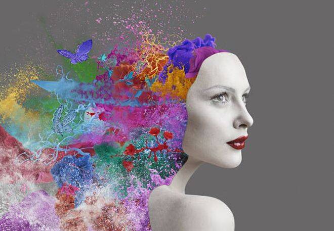 Women with Colorful Mind